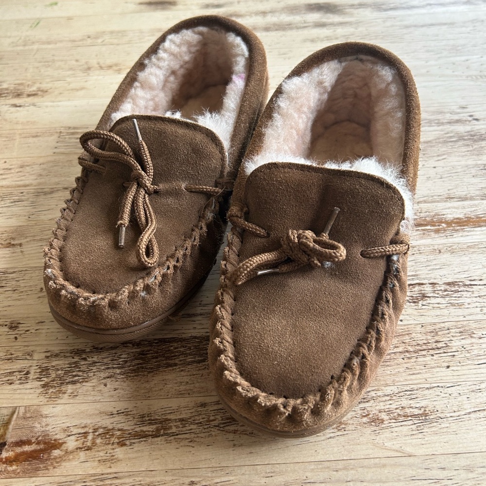 bear paw slippers